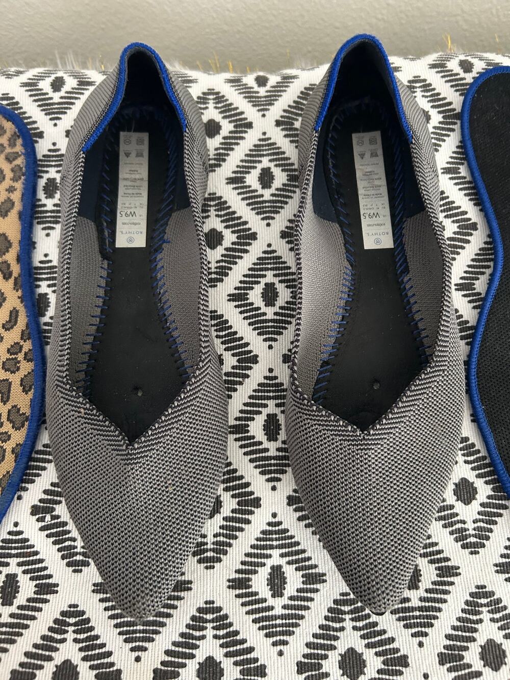 ROTHY'S "THE POINT" POINTED GRAY BLACK CLASSIC FLAT SHOES SIZE 9.5